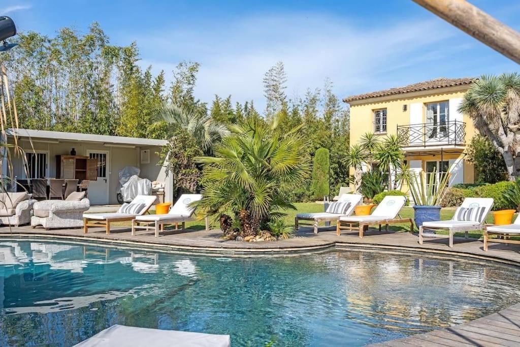 Grande Villa St-Tropez Area Avec Piscine Chauffee Gassin Exterior foto